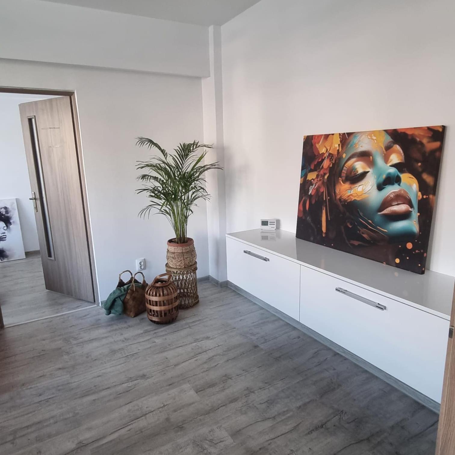 Central View Apartment Deva Luaran gambar