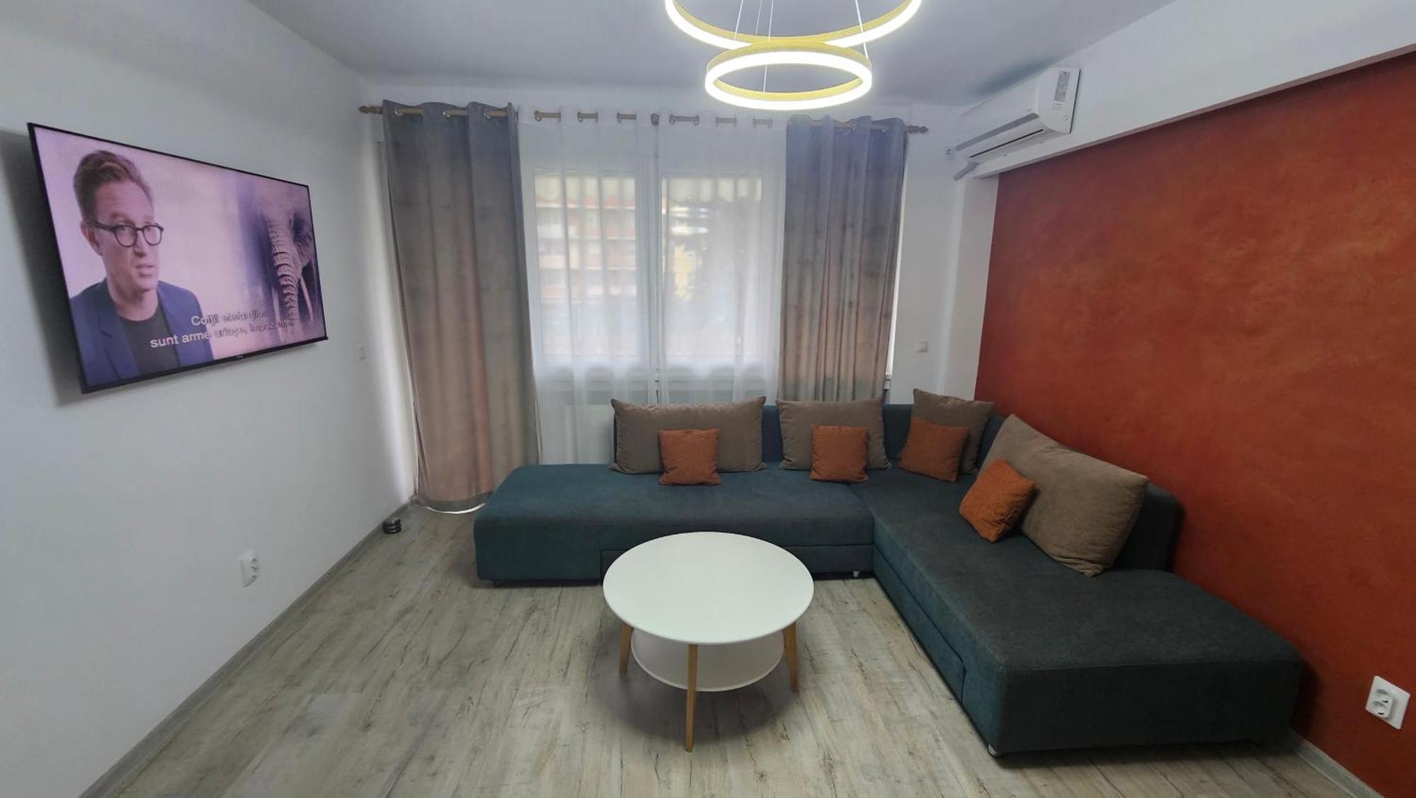 Central View Apartment Deva Luaran gambar
